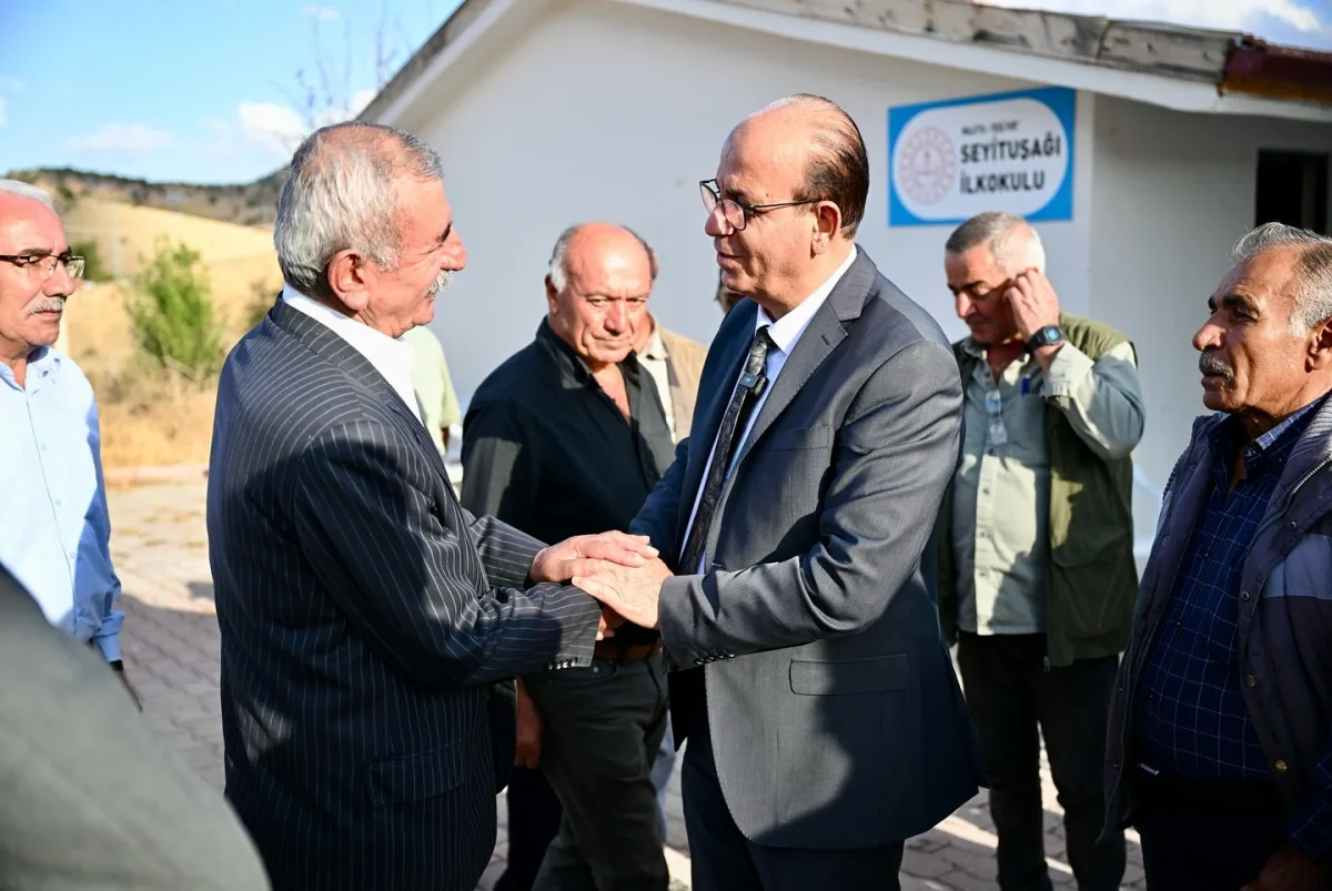 Başkan Geçit, Seyituşağı ve Yalınkaya Mahallelerini Ziyaret Etti