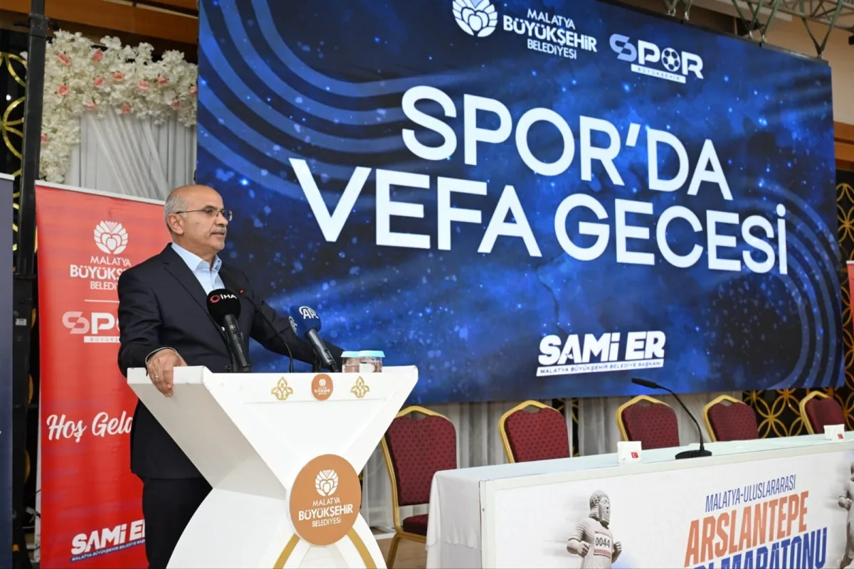 Büyükşehir Belediyesi Spora Emek Verenlere Vefa Gecesi Düzenledi