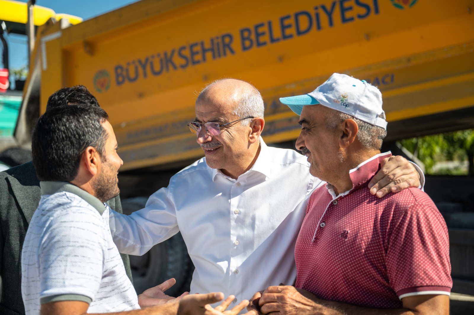 Başkan ER, Fatih, Kuşdoğan ve Çayırköy Mahallelerinde Sürdürülen Yol Çalışmalarını İnceledi