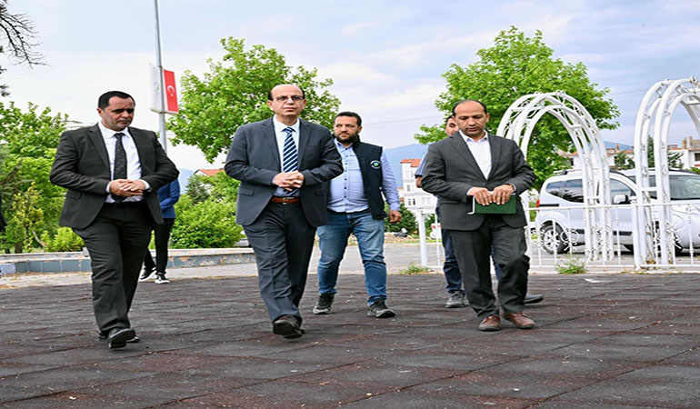 Başkan Geçit, Beylerderesi Şehir Parkındaki Yenileme Çalışmalarını İnceledi