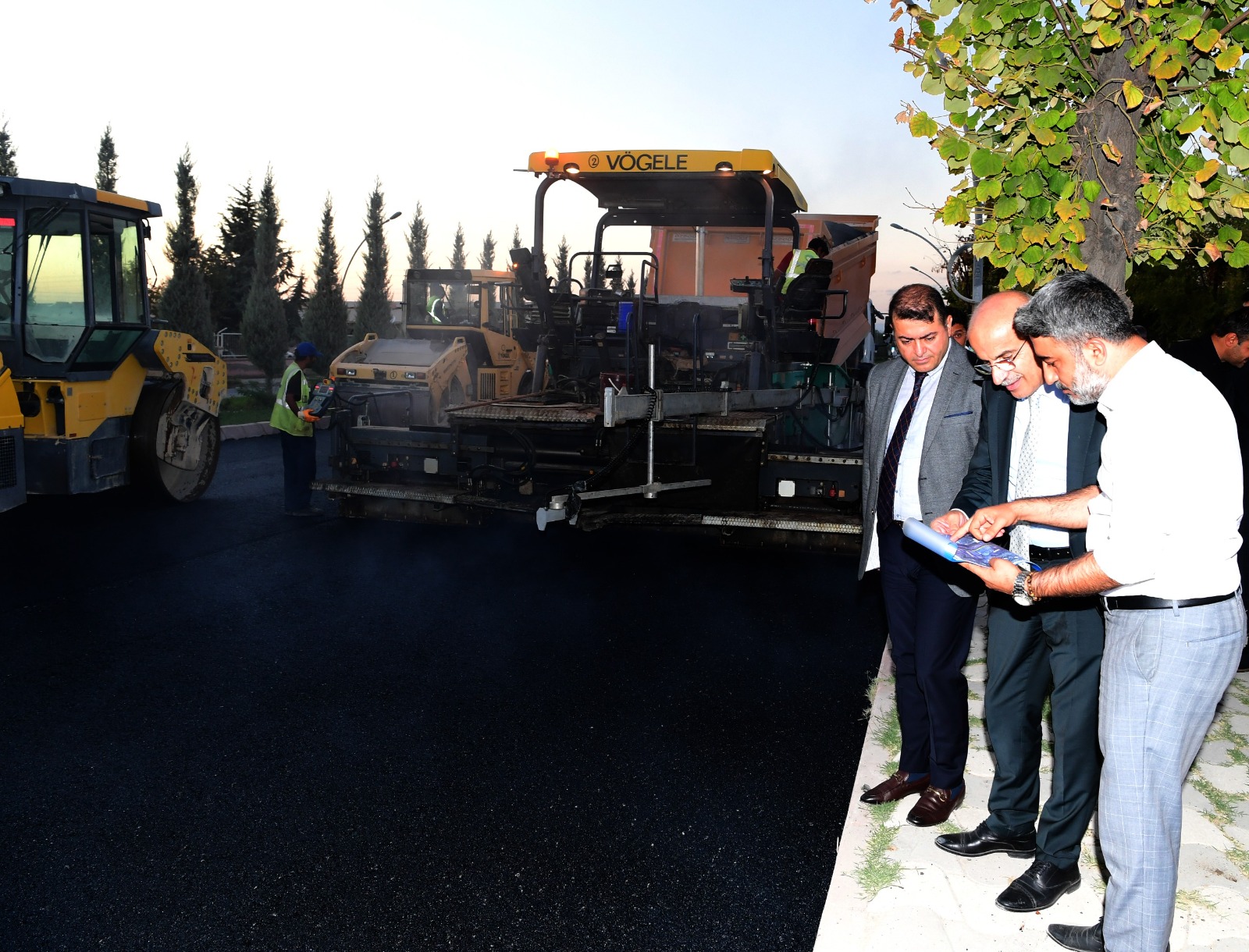 “Büyükşehir Belediyesi Olarak Gece Gündüz Demeden Çalışıyoruz”