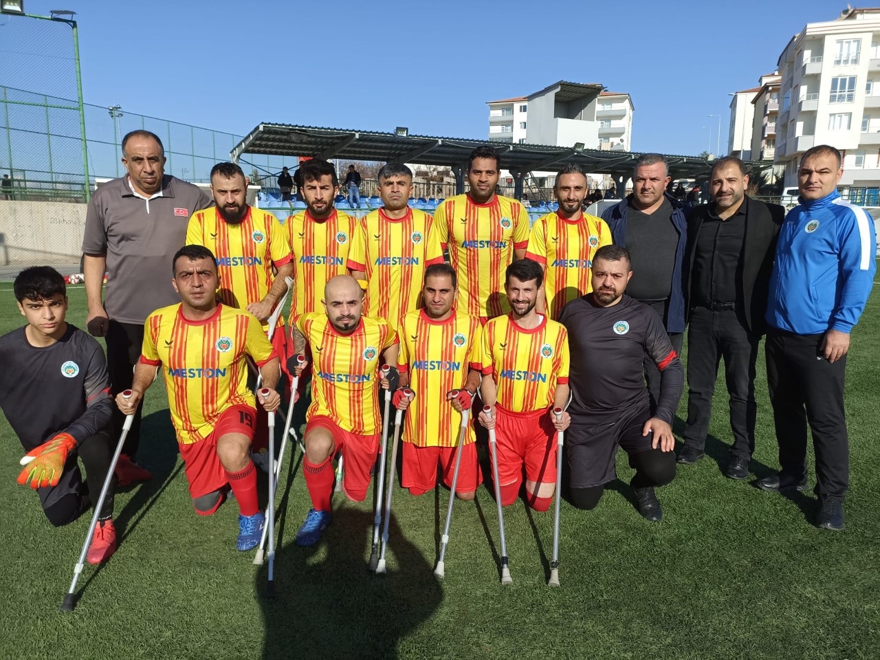 Büyükşehir Belediyespor Voleybol Ve Futbolda Kazandı, Basketbolda Kaybetti