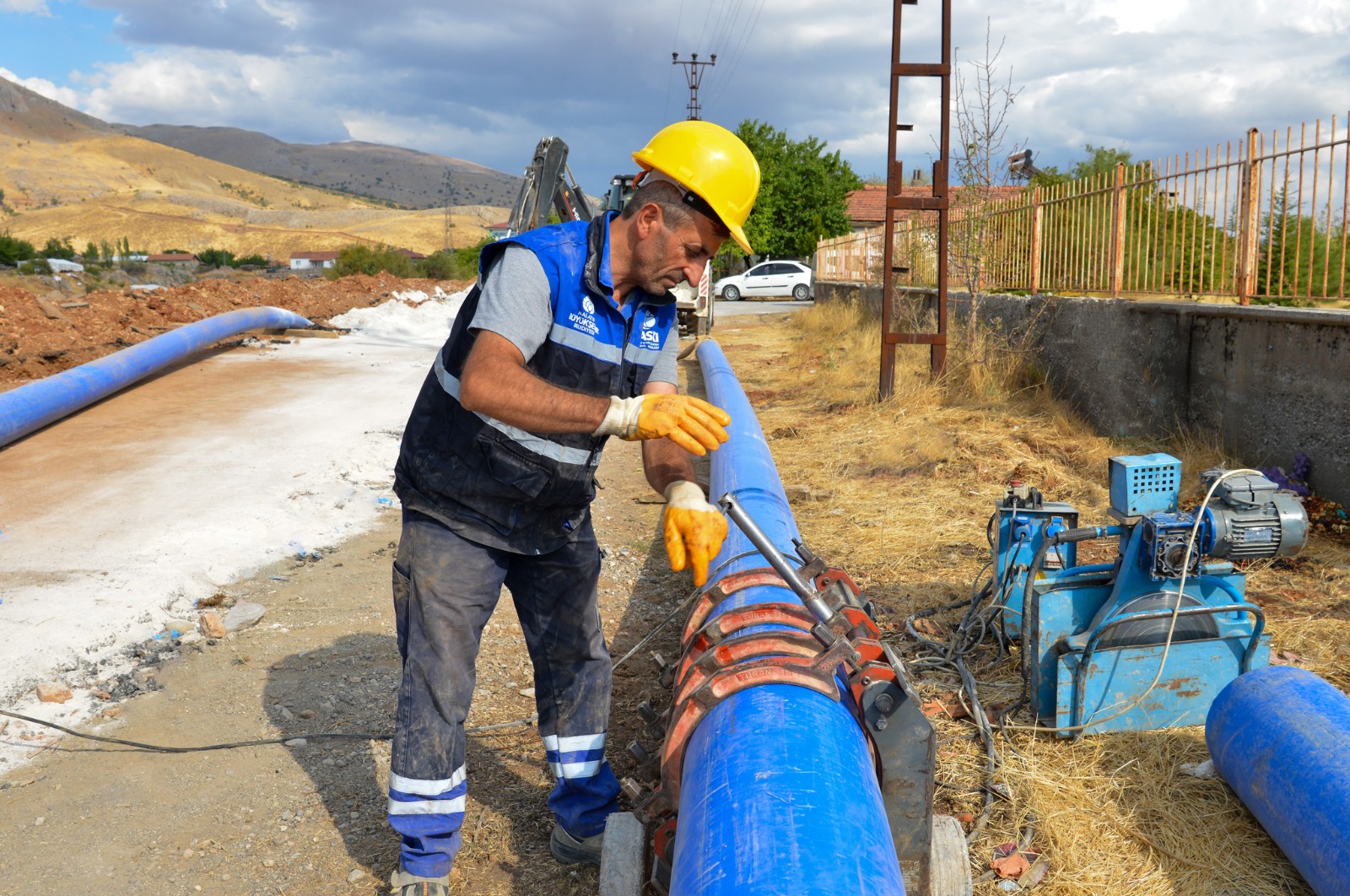 DOĞANŞEHİR SÜRGÜ MAHALLESİ'NE  2 BİN 500 METRE İÇME SUYU HATTI