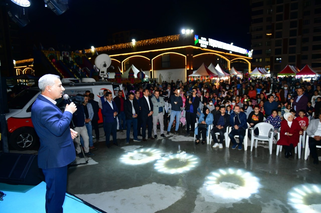 Yeşilyurt Belediyesi Semt Pazarında ki ‘Ramazan Ayı Etkinlikleri’ Büyük İlgi Görüyor