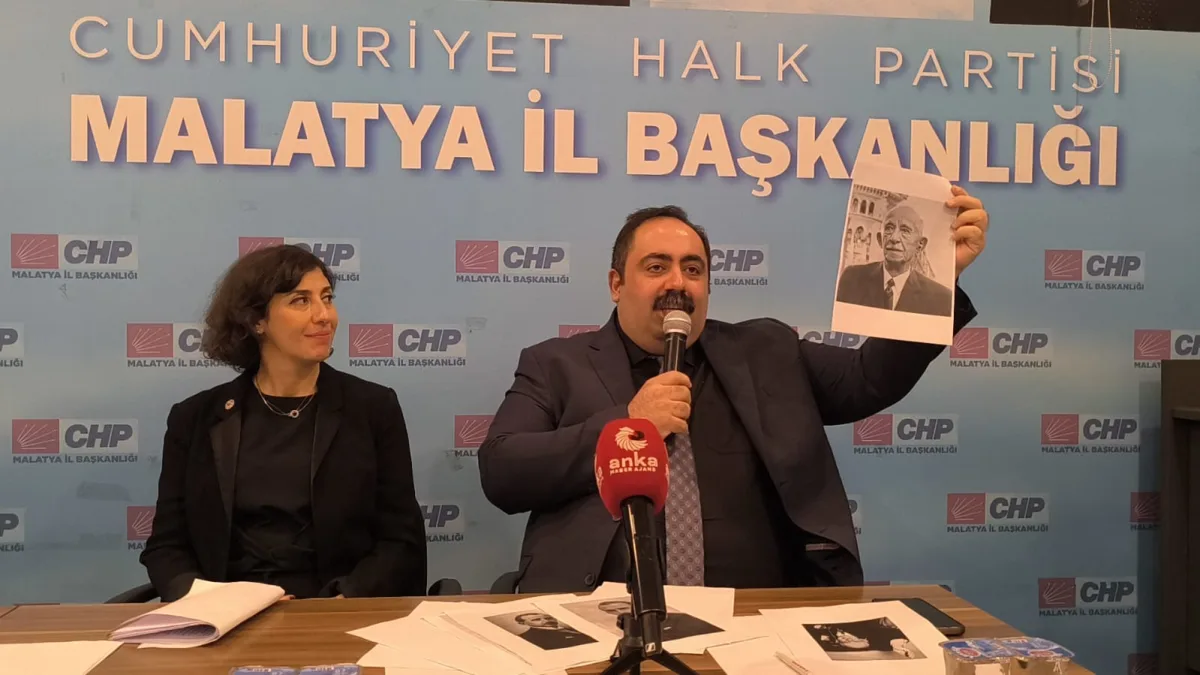'İsmet Paşa Demokrasinin Yerleşmesinde En Çok Halka Güvenmiştir'