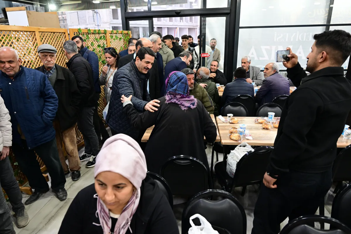 Başkan Taşkın Vatandaşlarla İftar Sofrasında Buluştu