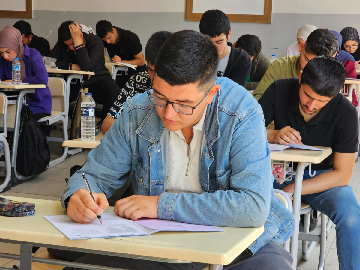 BÜYÜKŞEHİR BELEDİYESİ 507 YKS ÖĞRENCİSİNİ SINAVA HAZIRLADI