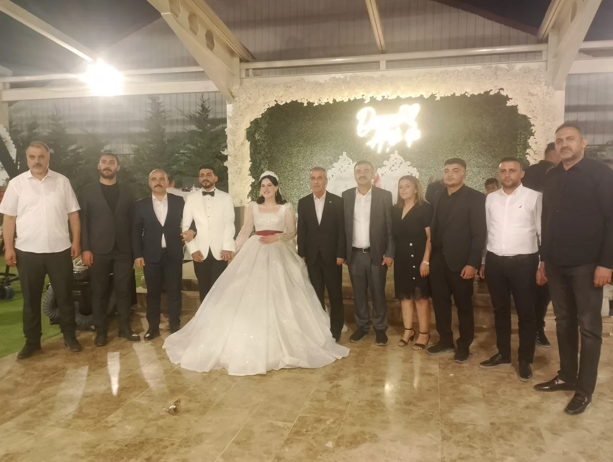 Malatya'da Siyaset ve İş Dünyası Bu Düğünde Buluştu